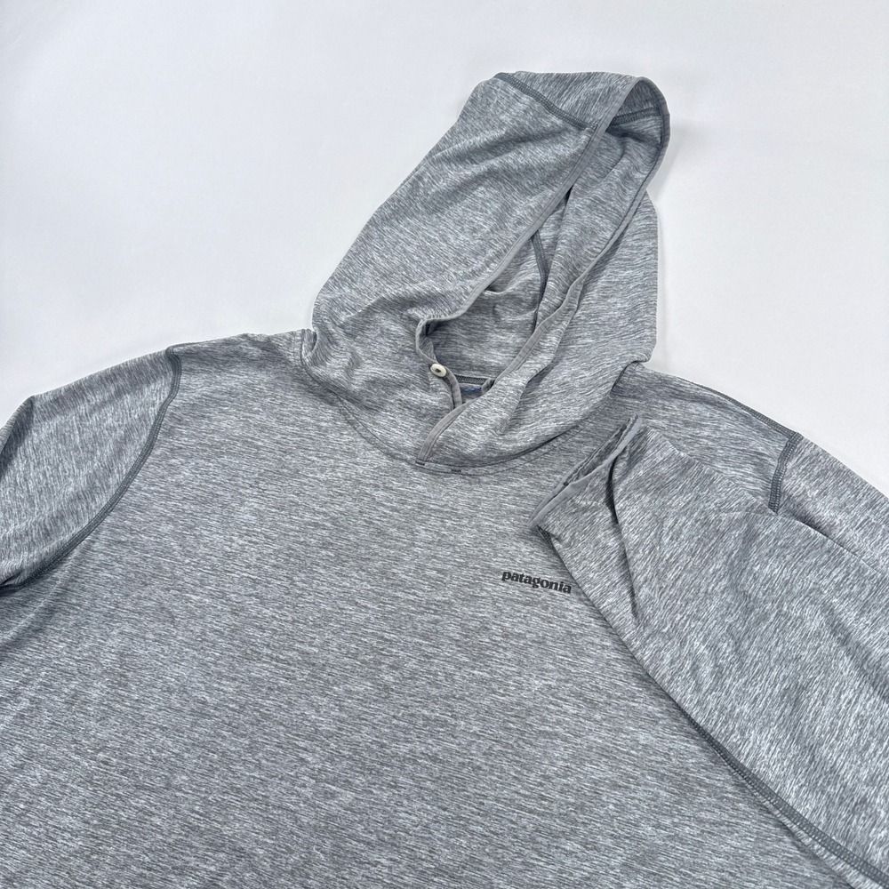 Patagonia Mens XL Grey Capilene Cool Daily Hoody Pullover Sun Hoodie Hiking